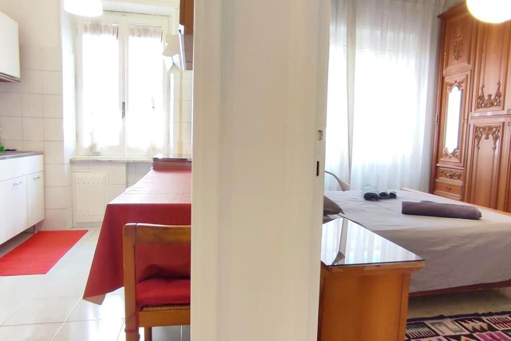 Apartament Happy Domus Roma - Giovagnoli Near Trastevere Zewnętrze zdjęcie